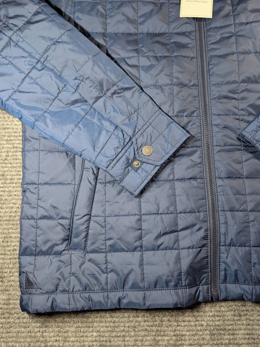 UNTUCKit marston quilted